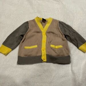 Baby Gap sweater 12-18 months brown and yellow adorable sweater with buttons